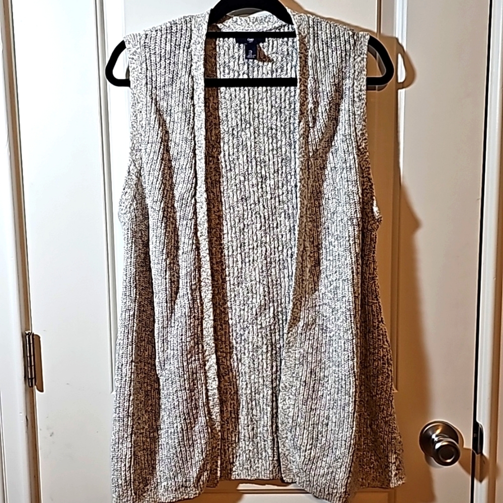 Gap Knit Sleeveless Cardigan, size L